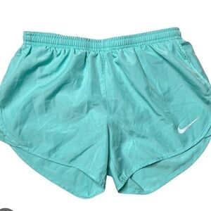 Nwt Nike Women's Size XL Running Shorts